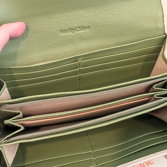 See by Chloé Lizzie Beige Leather Bi-Color Continental Wallet W/ COA - Picture 14 of 16